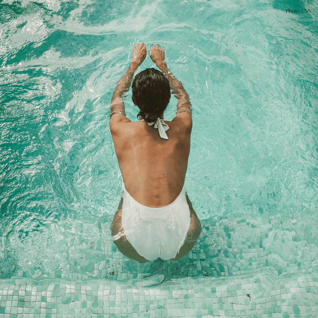 how to protect your hair when swimming